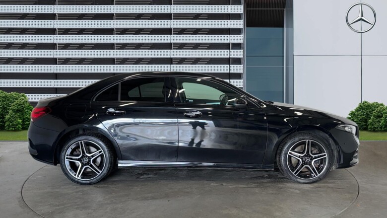 Mercedes-Benz A-Class A250e AMG Line Premium Plus Edition 4dr Auto Saloon